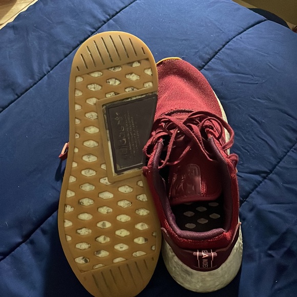 Adidas NMD R2 - Picture 3 of 4